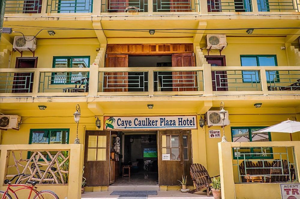 Caye Caulker Plaza Hotel Exterior photo